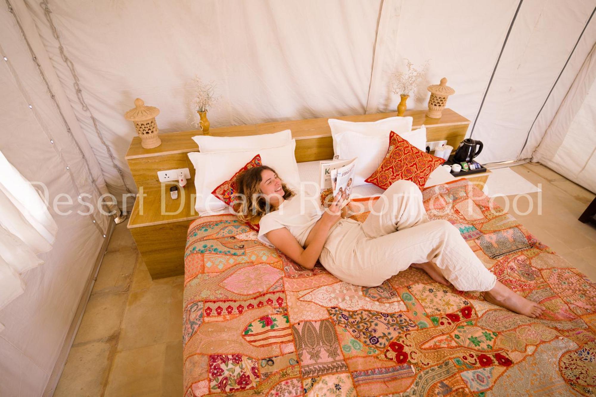 Desert Dream Royal Camp & Pool Džaisalmér Exteriér fotografie