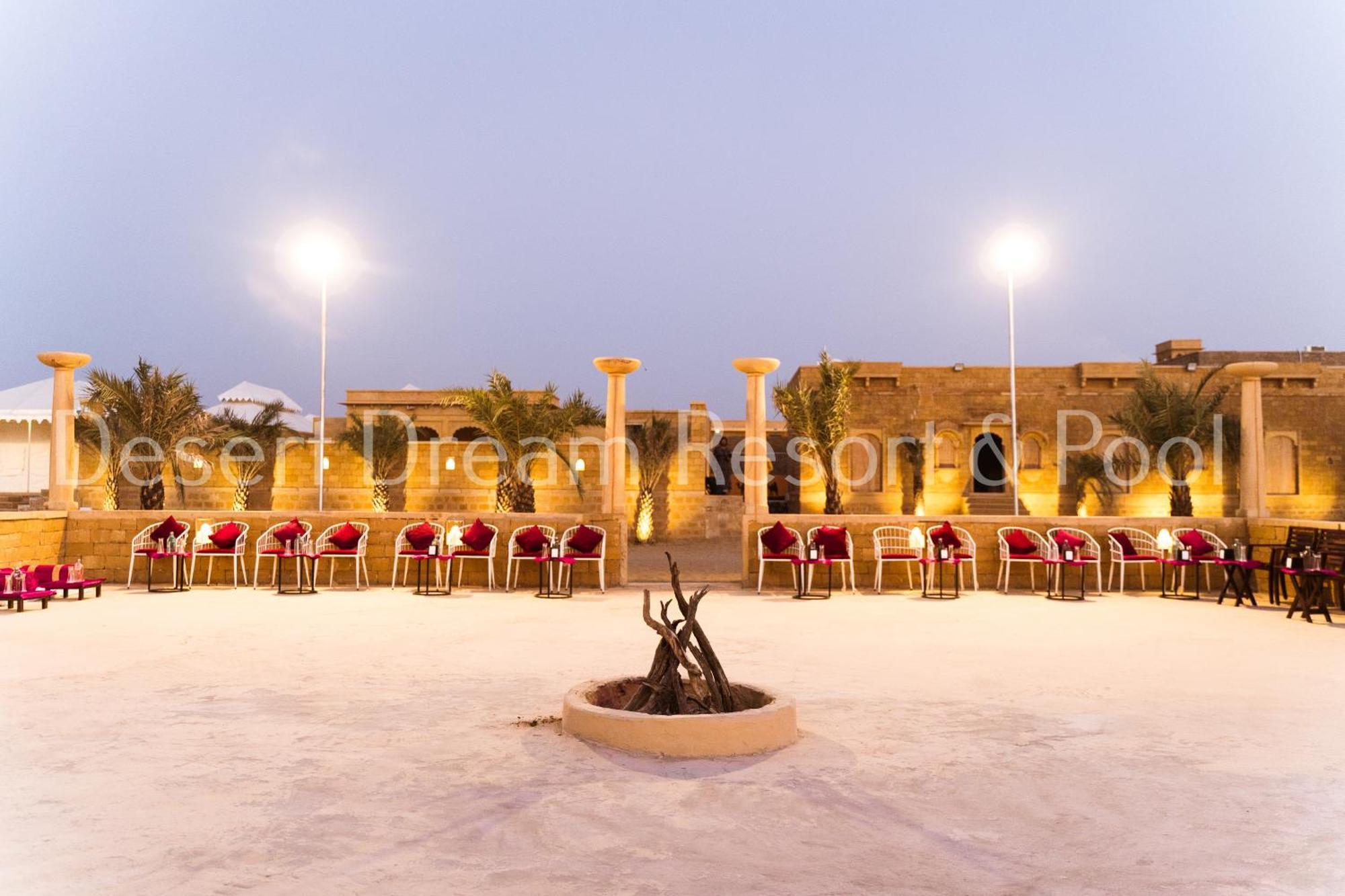 Desert Dream Royal Camp & Pool Džaisalmér Exteriér fotografie